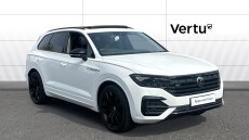Volkswagen Touareg 3.0 V6 TDI 4Motion Black Edition 5dr Tip Auto Diesel Estate